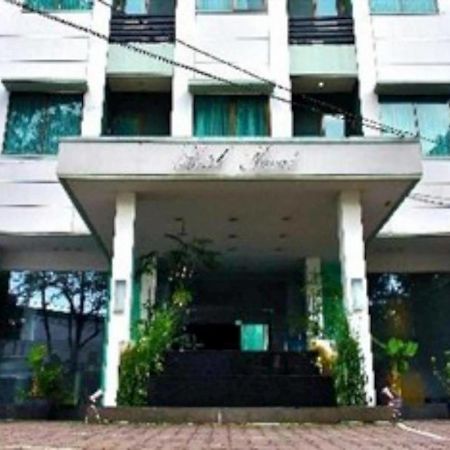 Hotel Naval バンドゥン エクステリア 写真